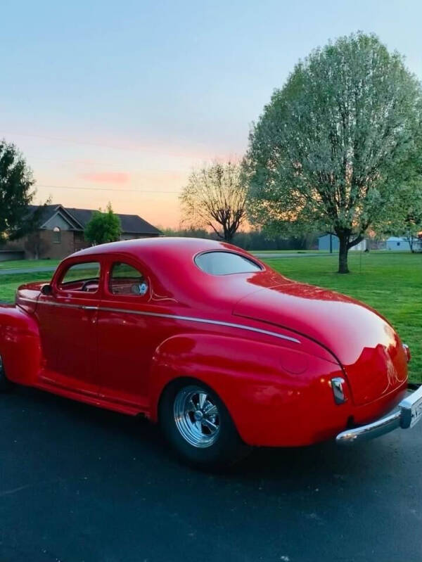 1941 Ford Deluxe