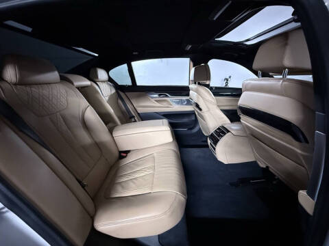 2022 BMW 7 Series 750i xDrive