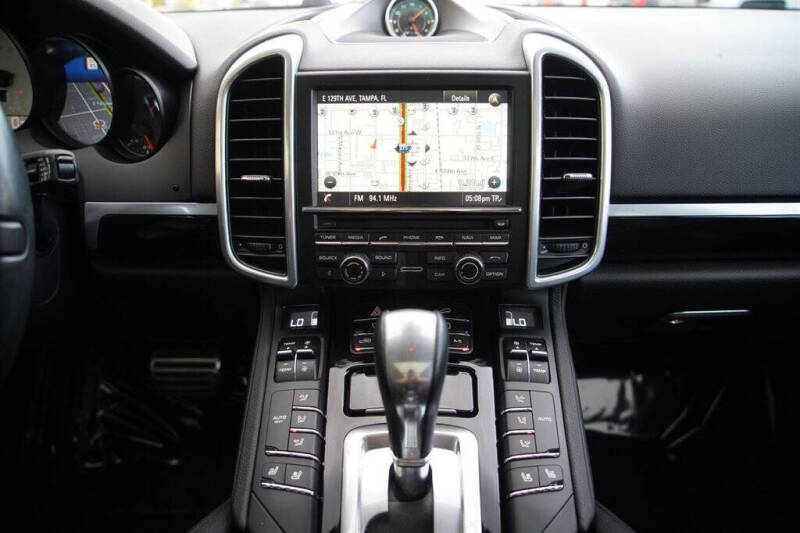 2014 Porsche Cayenne S