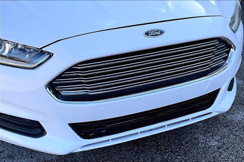 2015 Ford Fusion SE