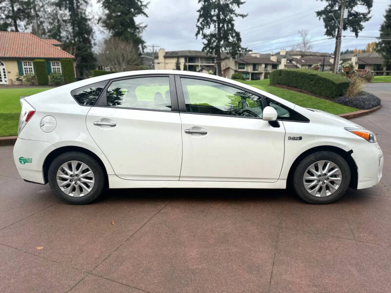 2012 Toyota Prius Plug-in Hybrid