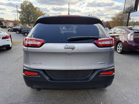 2018 Jeep Cherokee Latitude