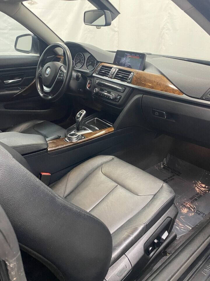 2014 BMW 4 Series 428i xDrive AWD 2dr Coupe SULEV - Black exterior view 11