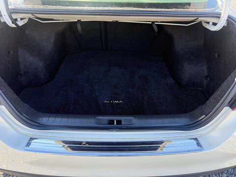 2017 Nissan Altima 2.5 SR