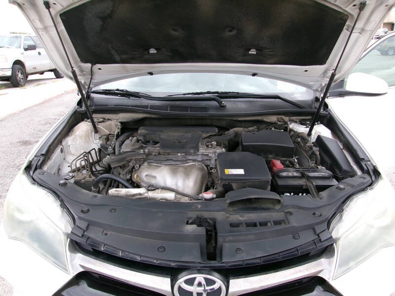 2016 Toyota Camry SE