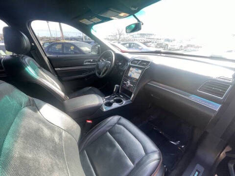 2017 Ford Explorer Sport