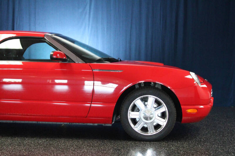 2005 Ford Thunderbird Deluxe