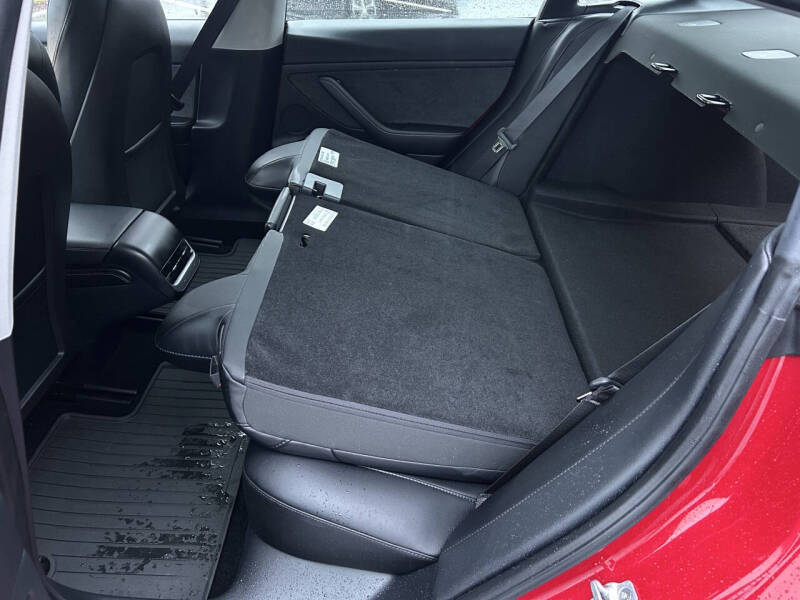 2023 Tesla Model 3 Performance