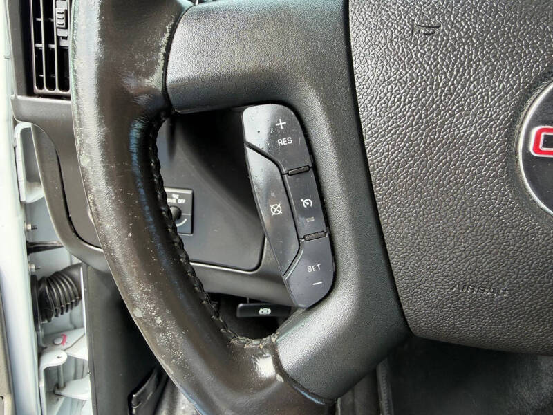 2022 GMC Savana 2500