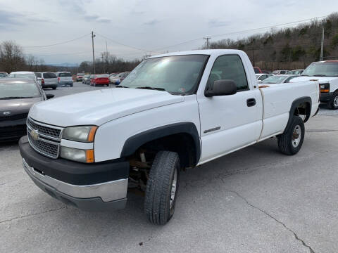 2005 Chevrolet Silverado 2500HD for sale at Bailey's Auto Sales in Cloverdale VA