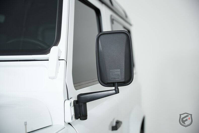 1986 Land Rover Defender