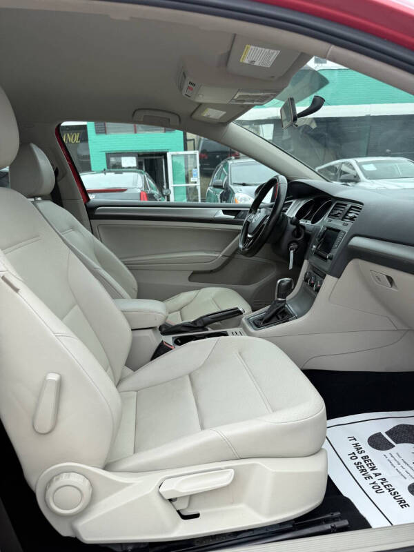 2015 Volkswagen Golf TSI S