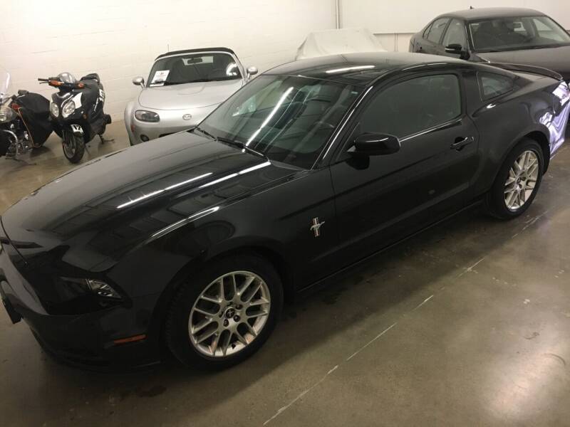 2014 Ford Mustang for sale at CHAGRIN VALLEY AUTO BROKERS INC in Cleveland OH