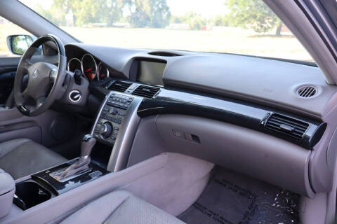 2011 Acura RL