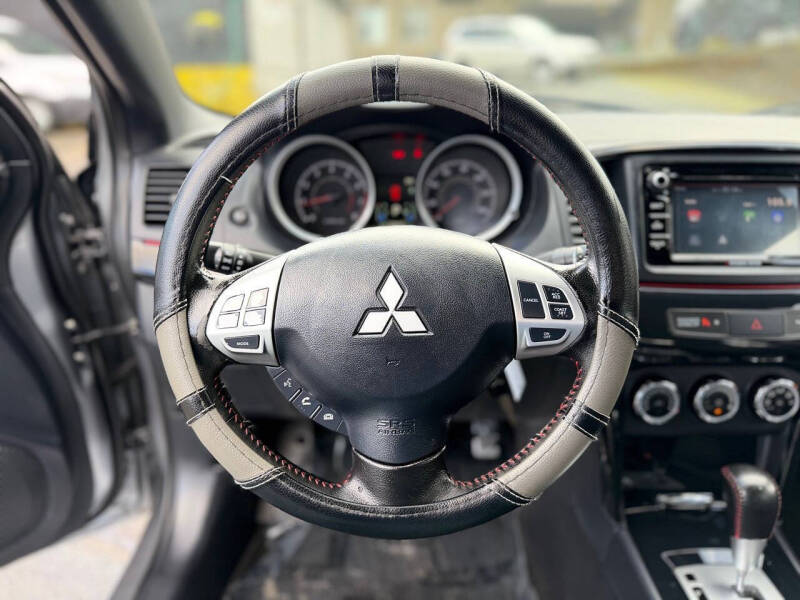 2017 Mitsubishi Lancer LE