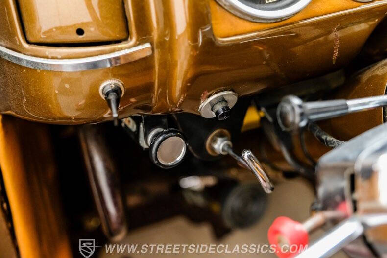 1940 Ford Deluxe