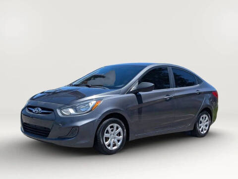 2012 Hyundai Accent GLS