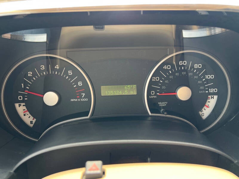 2008 Ford Explorer XLT