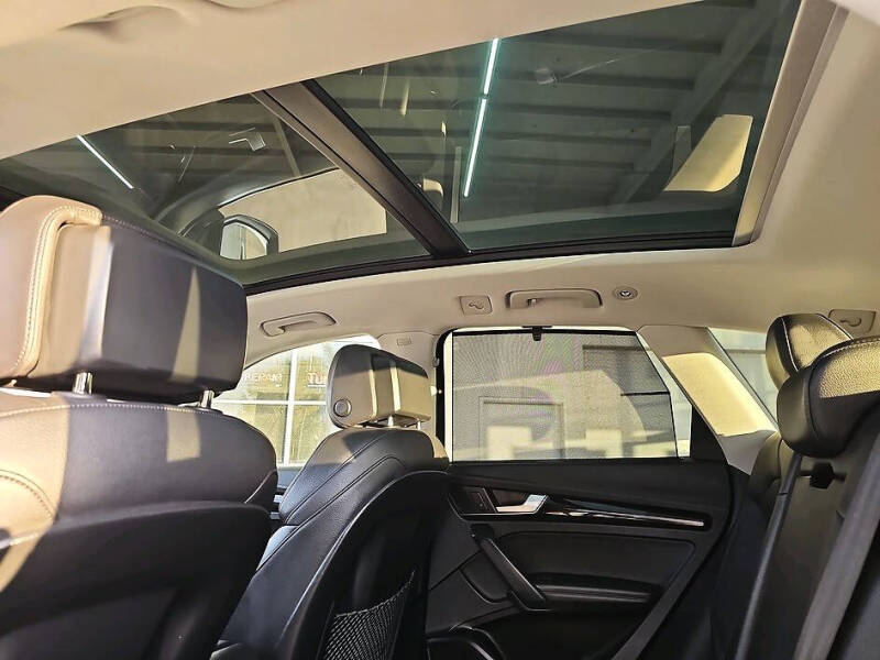 2020 Audi Q5 e quattro Premium Plus 55 TFSI