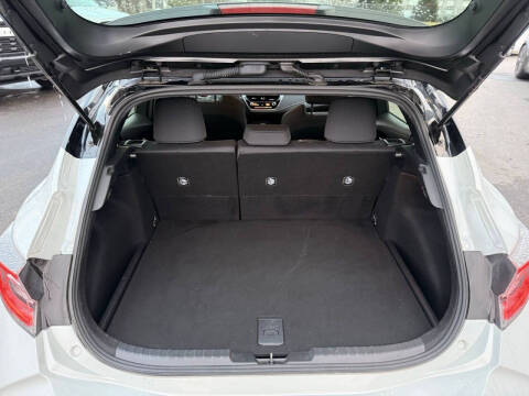 2022 Toyota Corolla Hatchback SE