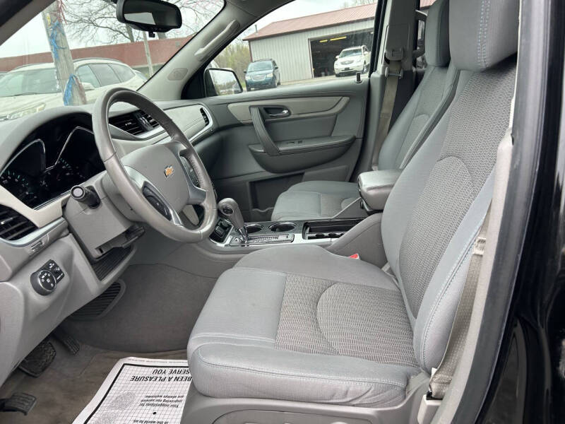 2017 Chevrolet Traverse LT