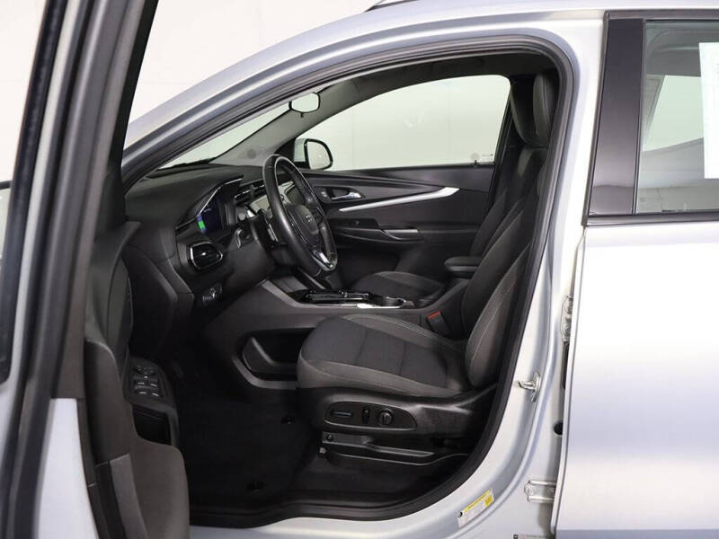 2023 Chevrolet Bolt EUV LT