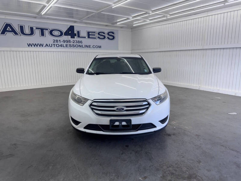 2017 Ford Taurus SE