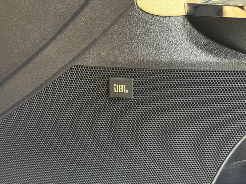 2018 Toyota Avalon Hybrid Limited