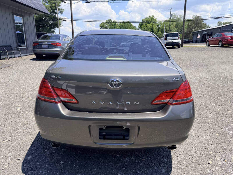 2006 Toyota Avalon XL