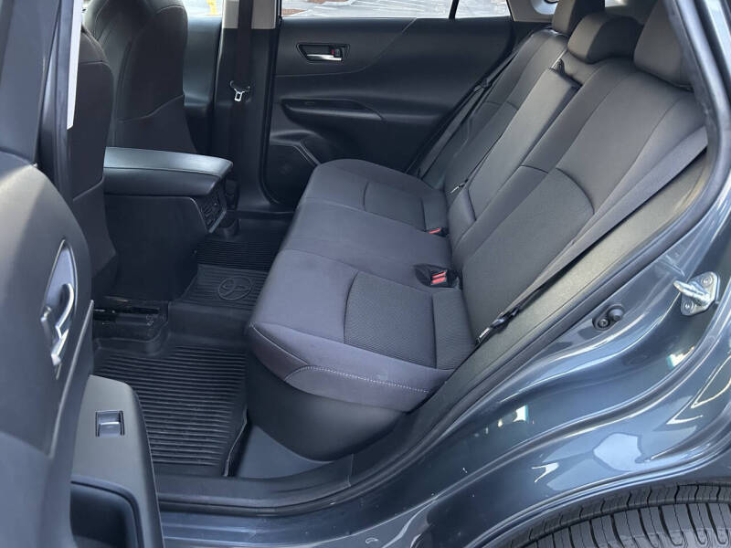 2023 Toyota Venza LE