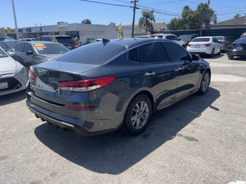 2020 Kia Optima LX