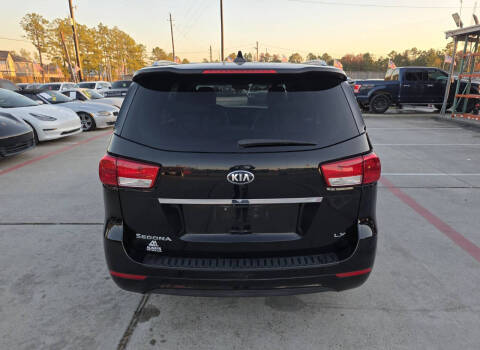 2015 Kia Sedona LX