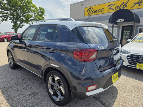 2023 Hyundai Venue SEL