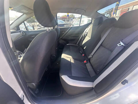 2020 Nissan Versa SV