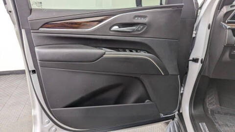 2023 Cadillac Escalade Premium Luxury