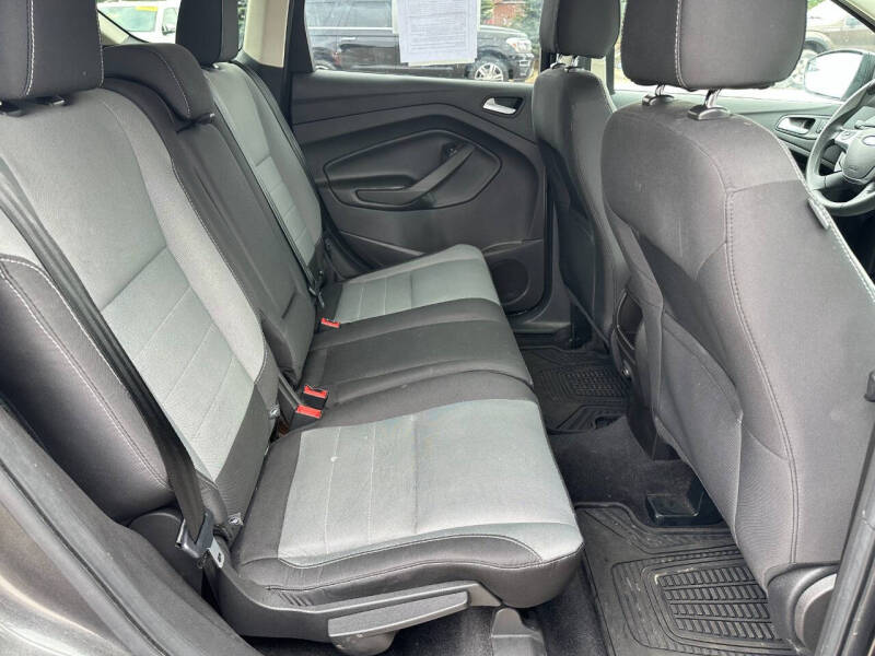 2016 Ford Escape SE