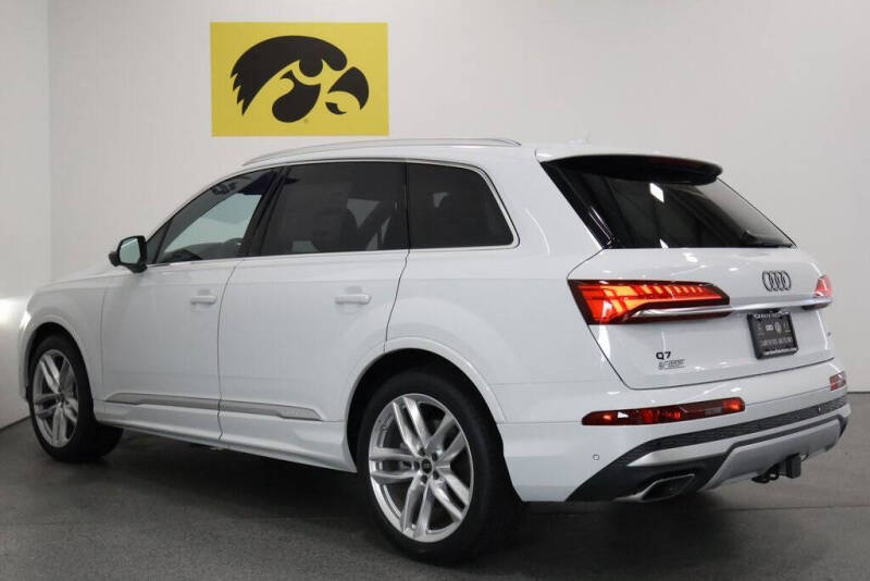 2025 Audi Q7 quattro Prestige 55 TFSI