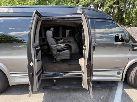 2020 GMC Savana 2500