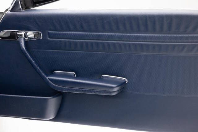 1986 Mercedes-Benz 560-Class 560 SL