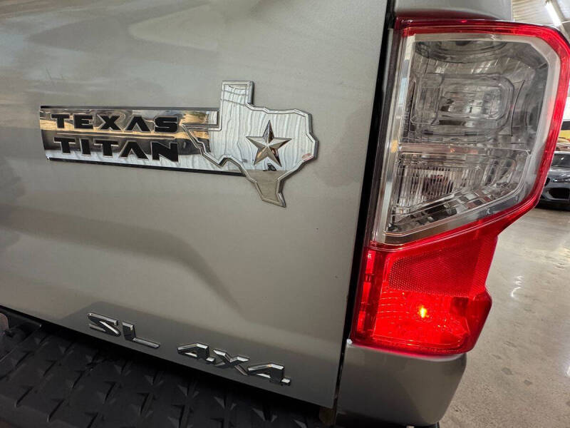 2017 Nissan Titan XD SL