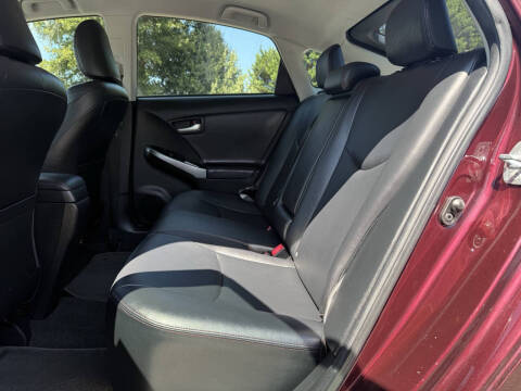 2013 Toyota Prius Three