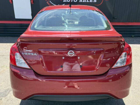 2017 Nissan Versa