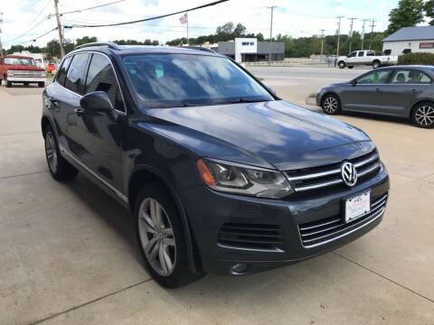 2011 Volkswagen Touareg for sale at Auto Import Specialist LLC in South Bend IN