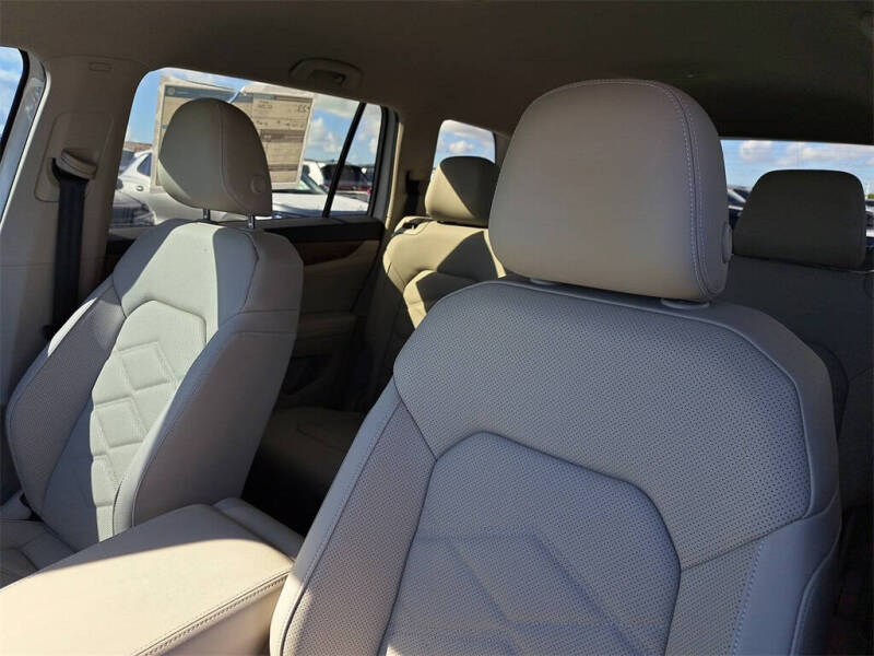 2026 Volkswagen Atlas SE