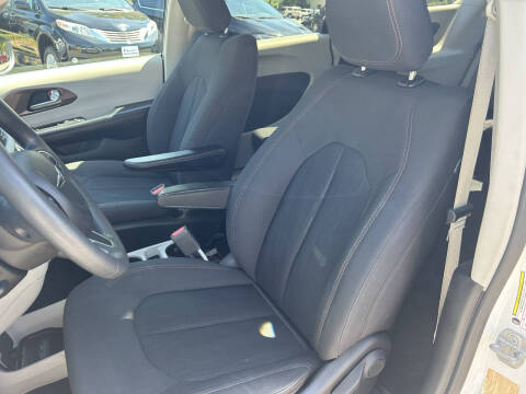 2018 Chrysler Pacifica L