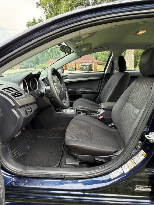 2014 Mitsubishi Lancer ES