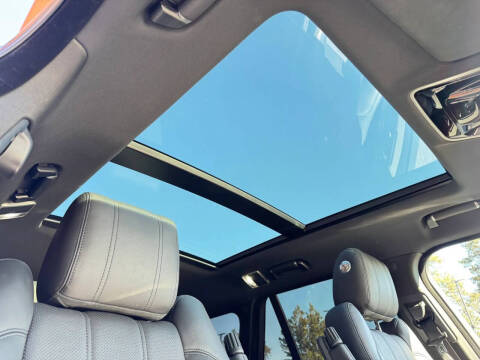 2017 Land Rover Range Rover HSE