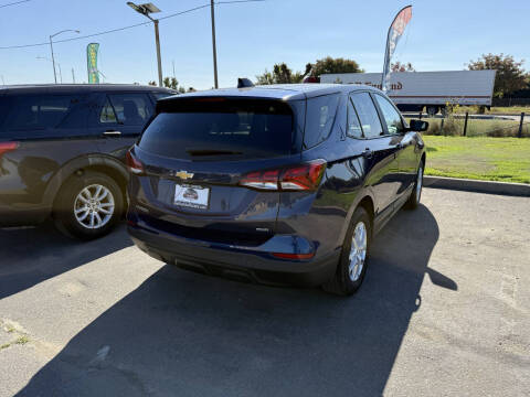 2022 Chevrolet Equinox LS