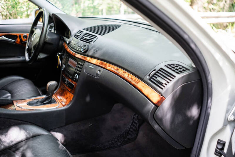 2003 Mercedes-Benz E-Class E 320