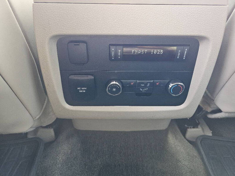 2017 Lincoln Navigator Select